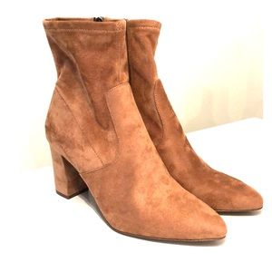 Never worn! Steve Madden brown boots